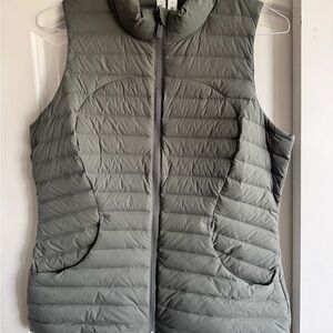 Lululemon Down Puffer Vest - forest green - NEW without tags
